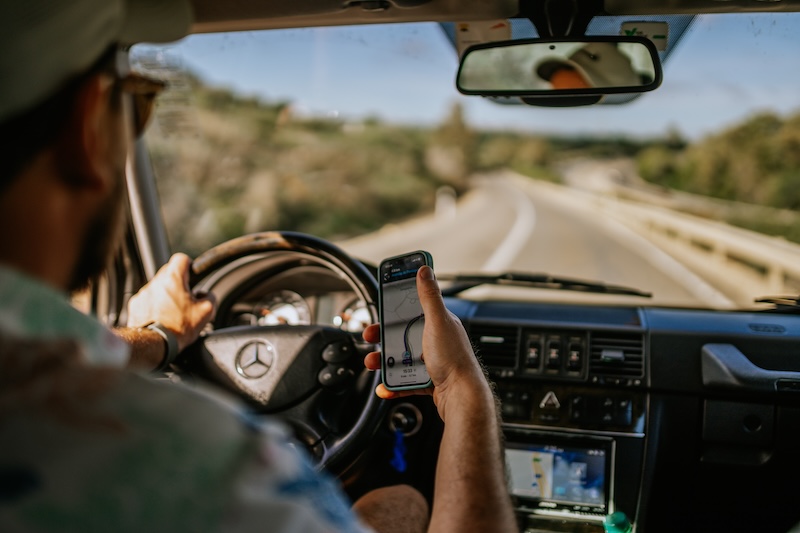 Mercedes-Benz vehicle software service review at Mercedes-Benz of Bonita Springs